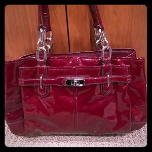 Coach shoulder bag in amazing ruby color!